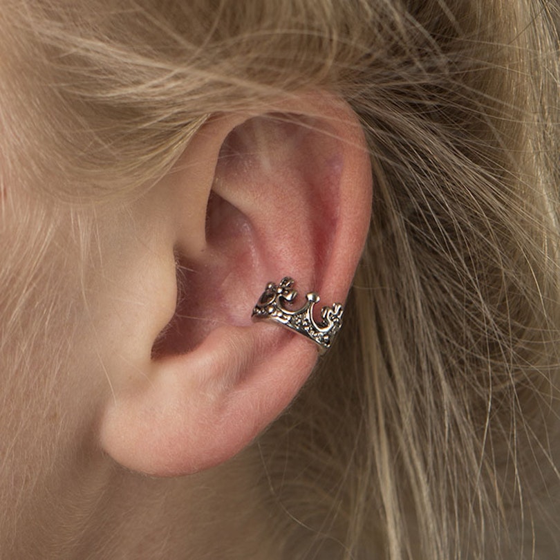 Falešný piercing do ucha - klips ve tvaru koruny