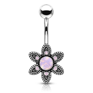 Piercing do pupíku s květinou a opality