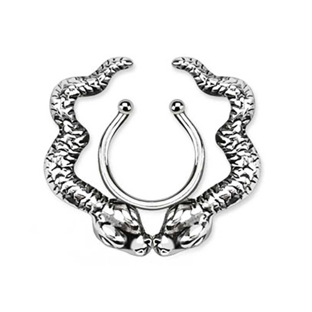 Falešný piercing do bradavky s hady