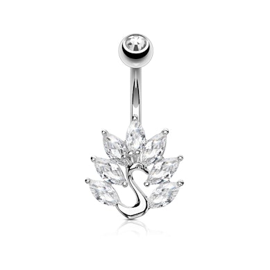 Piercing do pupíku s pávem