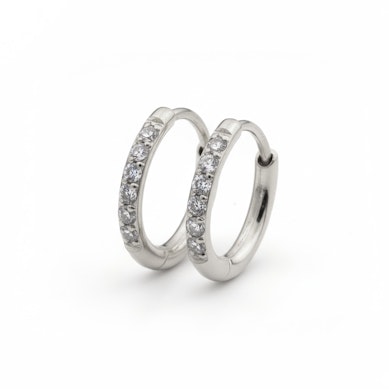 Pár huggie kroužků z chirurgické oceli s kamínky