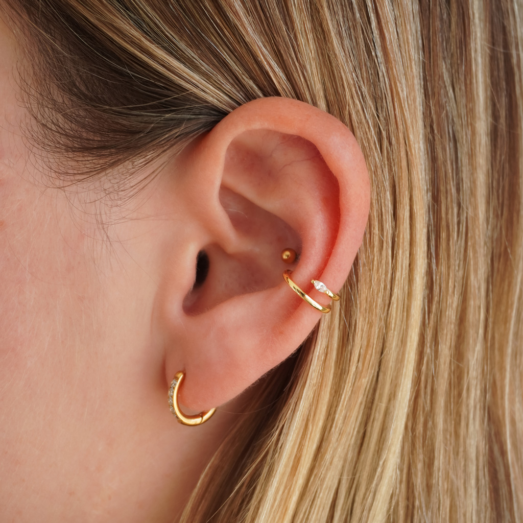 Minimalistická ear cuff náušnice s kamínkem