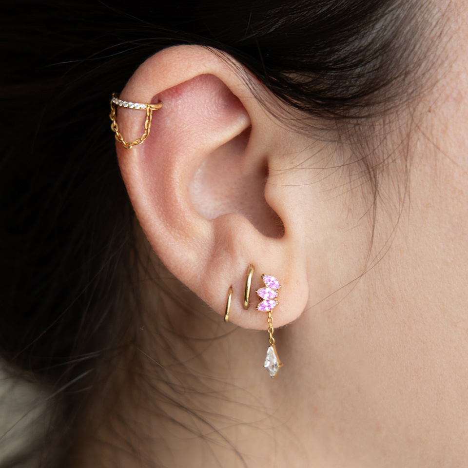 Titanová labreta s trojicí kamínků v různých barvách