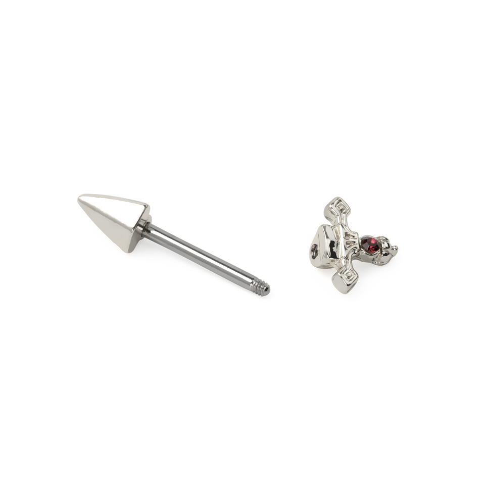 Piercing do bradavky ve tvary dýky