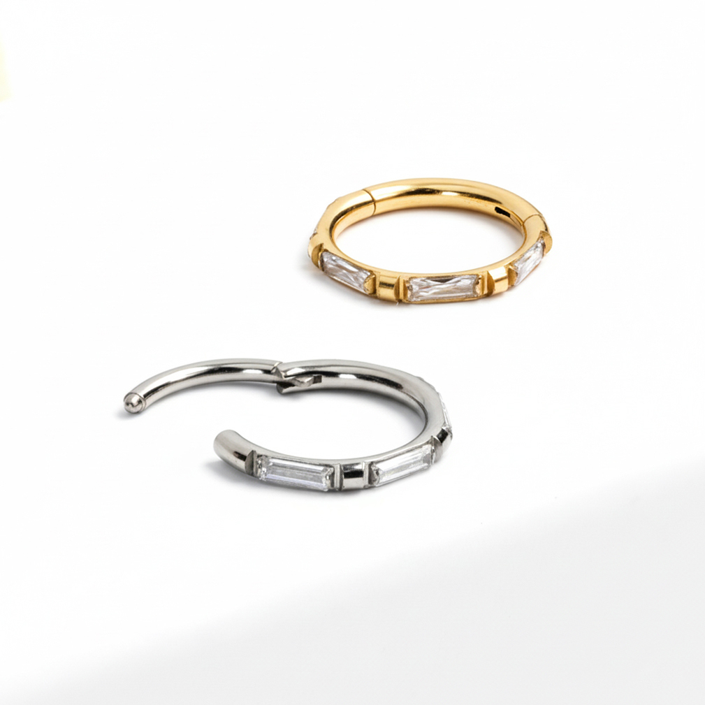 Titanový kroužek s obdélníkovými kamínky