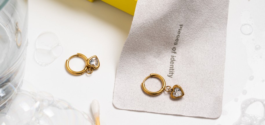 Jak dezinfikovat piercingové šperky?